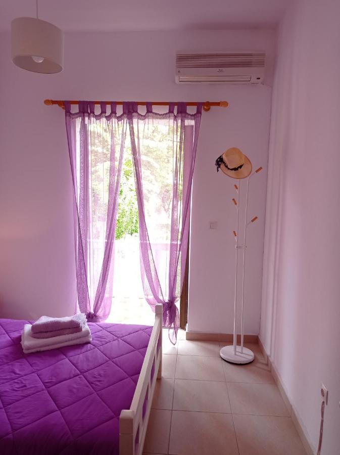 Dora Apartment By Hotelius Ipsos Bagian luar foto